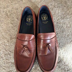 Men's brown leather Cole Haan tassel loafers (10.5)